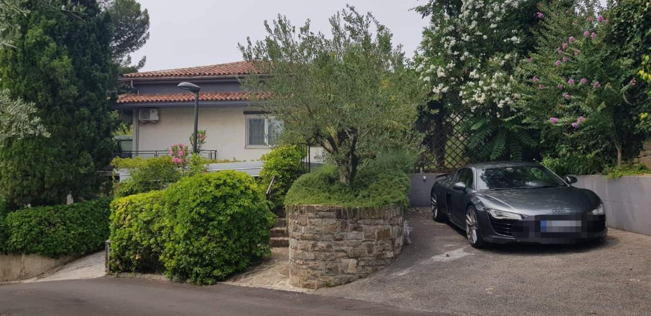Apartment With Seaview And Garden For 6 Portoroz Exterior foto