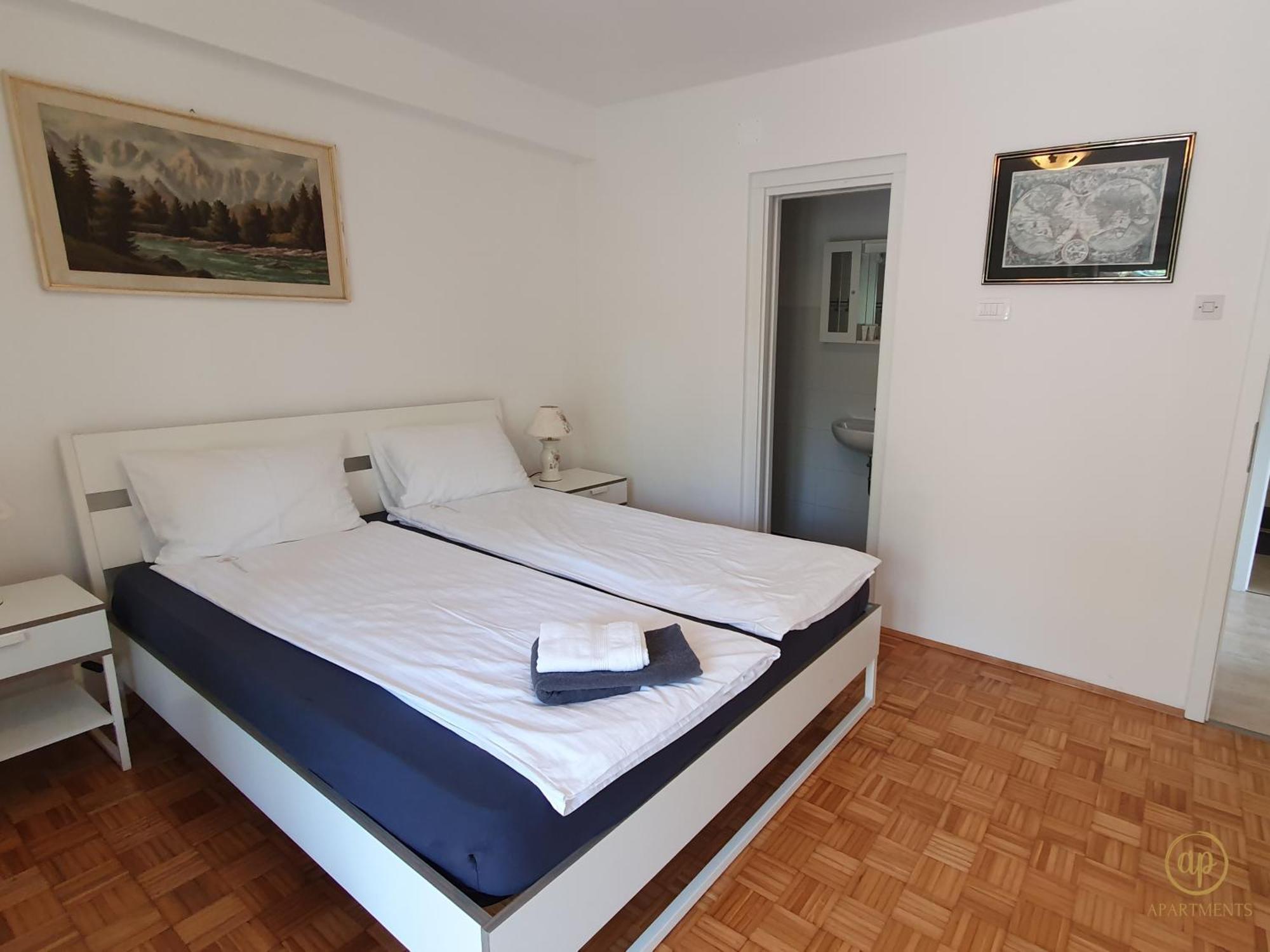Apartment With Seaview And Garden For 6 Portoroz Exterior foto