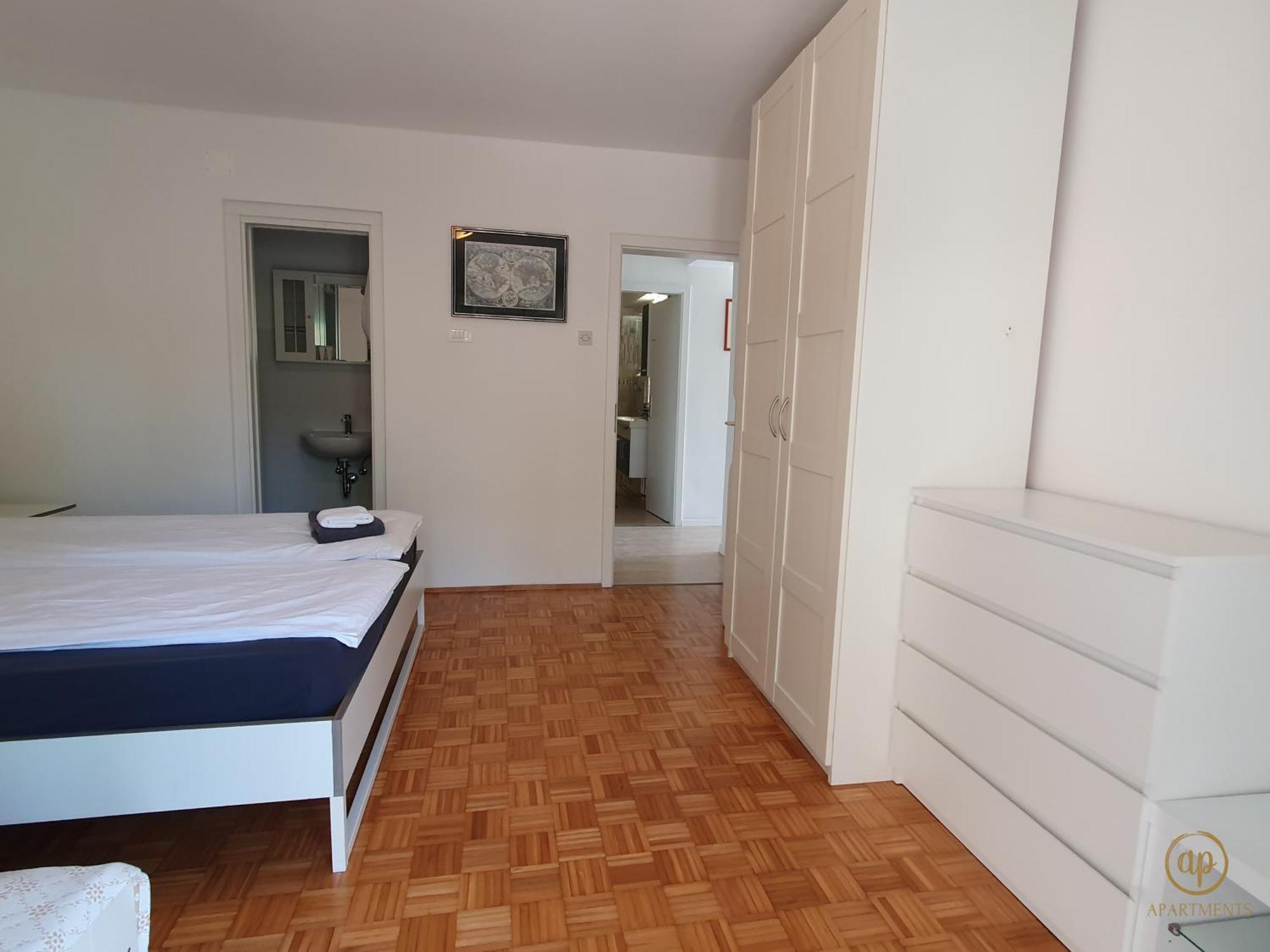 Apartment With Seaview And Garden For 6 Portoroz Exterior foto